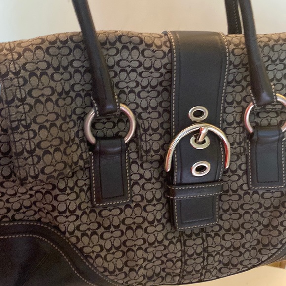 Coach Bags Coach Purse Handles Have Wear Rubs And Discoloration